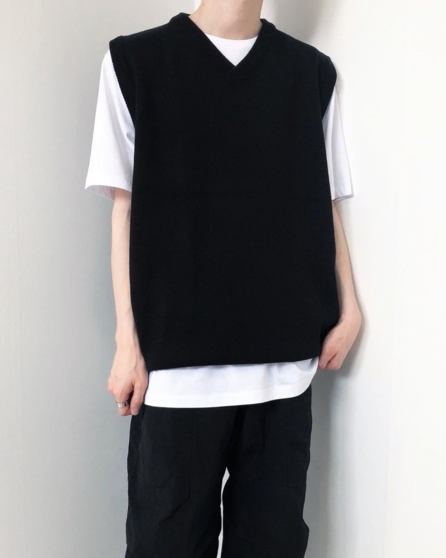 basic v-neck vest  (youico 추천제품) (당일출고 가능)